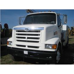 1998 FORD LOUISVILLE S/A SERVICE TRUCK