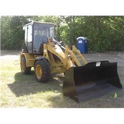 CAT 906 WHEEL LOADER