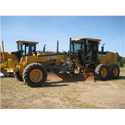 JOHN DEERE 670D MOTOR GRADER