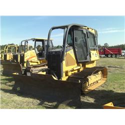 JOHN DEERE 550J LGP CRAWLER TRACTOR