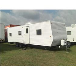 2006 GULF STREAM CAVALIER 8'X32' CAMPER TRAILER