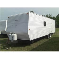 2006 GULF STREAM CAVALIER 8'X32' CAMPER TRAILER