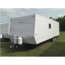 2006 GULF STREAM CAVALIER 8'X32' CAMPER TRAILER