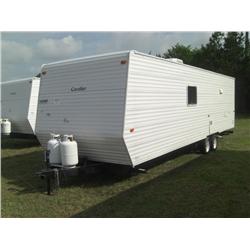 2006 GULF STREAM CAVALIER 8'X32' CAMPER TRAILER