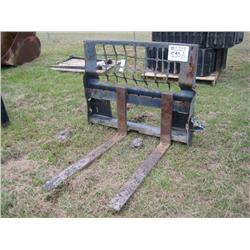 BOBCAT FORK ATTACHMENT