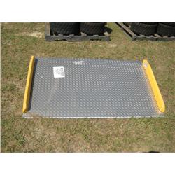 ALUMINUM DOCK RAMP