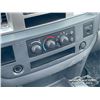 Image 14 : 2007 DODGE RAM 3500 SLT SINGLE CAB FLATBED TRUCK