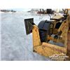 Image 22 : CAT TH83 4X4 TELEHANDLER