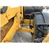 Image 25 : CAT TH83 4X4 TELEHANDLER