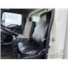 Image 12 : 2005 HINO 165 REGULAR CAB S/A BOX TRUCK