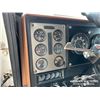 Image 14 : 1988 INTERNATIONAL 9300 SBA T/A GRAIN TRUCK