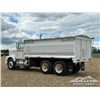 Image 4 : 1988 INTERNATIONAL 9300 SBA T/A GRAIN TRUCK