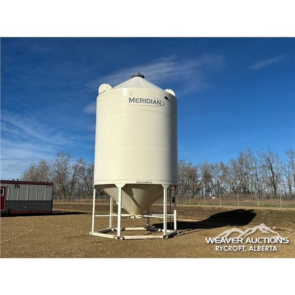 2013 MERIDIAN 2000 +/- BUSHEL HOPPER BIN