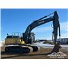 Image 2 : 2022 JOHN DEERE 300G LC HYDRAULIC EXCAVATOR