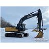 Image 2 : 2014 JOHN DEERE 290G LC HYDRAULIC EXCAVATOR
