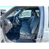 Image 6 : 2013 FORD F350 XLT CREW CAB FLATBED TRUCK
