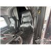 Image 11 : 2022 PETERBILT 389 T/A SLEEPER TRUCK TRACTOR