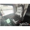 Image 12 : 2022 PETERBILT 389 T/A SLEEPER TRUCK TRACTOR