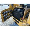 Image 30 : 2000 JOHN DEERE 260 2-SPEED SKID STEER LOADER