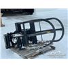 Image 2 : HLA SKID STEER BALE GRAPPLE ATTACHMENT