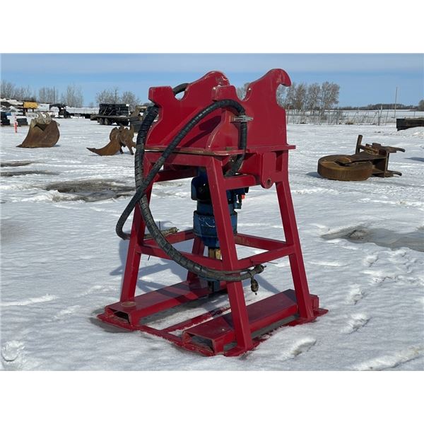 EXCAVATOR Q/C HYDRAULIC PILE DRIVER ATTACHMENT