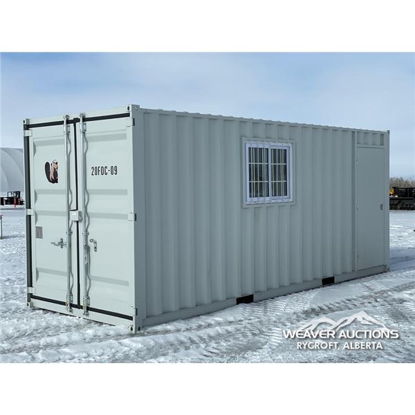 9.5 X 20 FT. SHIPPING CONTAINER