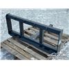 Image 3 : SKID STEER HITCH RECEIVER ATTACHMENT