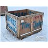 Image 2 : CRATE W/TRUCK TIRE CHAINS