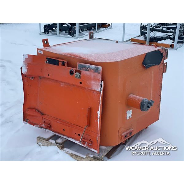 HITACHI EXCAVATOR FUEL TANK