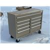 Image 2 : 9 DRAWER ROLLING WORKBENCH