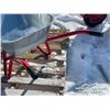 Image 6 : WHEELBARROW