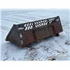 Image 2 : 8 FT. VIRNIG SKID STEER BUCKET