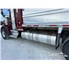 Image 73 : 2019 KENWORTH T800 TRI/A SLEEPER DUMP TRUCK
