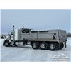 Image 4 : 2008 KENWORTH T800 TRI/A SLEEPER DUMP TRUCK