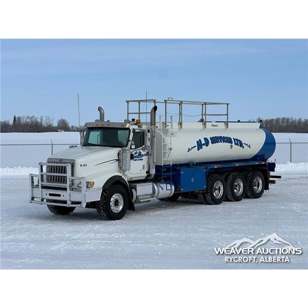 2016 INTERNATIONAL 5900I TRI/A 22,080L WATER TRUCK