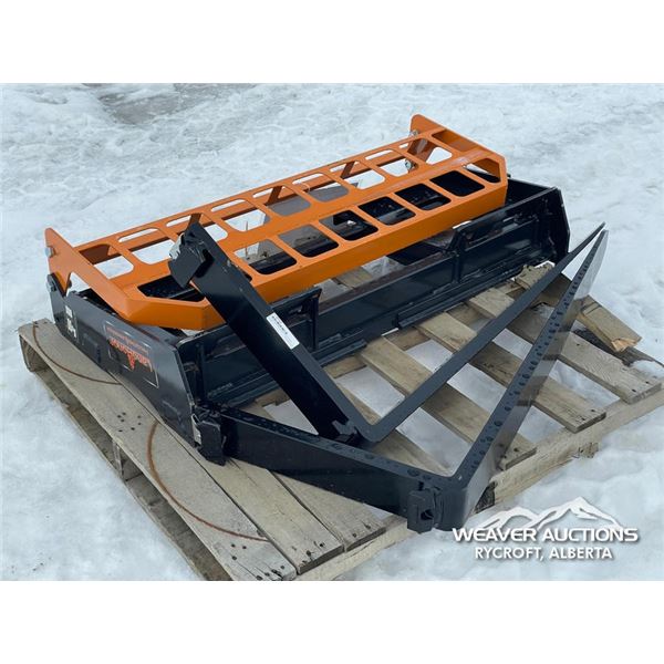 2025 LANDHONOR 48 IN SKID STEER PALLET FORKS