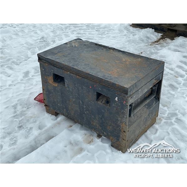 TRUCK TOOL BOX