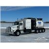 Image 1 : 2019 KENWORTH T800 TRI DRIVE HYDRO VACUUM TRUCK