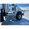 Image 108 : 2019 KENWORTH T800 TRI DRIVE HYDRO VACUUM TRUCK