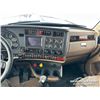 Image 14 : 2019 KENWORTH W990 T/A SLEEPER TRUCK TRACTOR