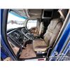 Image 9 : 2019 KENWORTH W990 T/A SLEEPER TRUCK TRACTOR