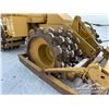Image 35 : 2005 CAT 815F SOIL COMPACTOR