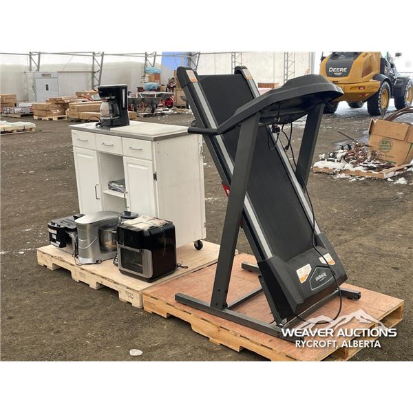 KITCHEN ACCESSORIES W/KITCHEN ISLAND