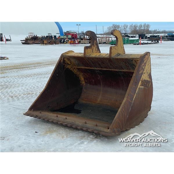 BRANDT 72 IN. EXCAVATOR CLEAN OUT BUCKET