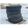 Image 2 : (4) MICHELIN 11.00R20 TRUCK TIRES