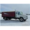Image 2 : 2005 INTERNATIONAL 4300 S/A GRAIN TRUCK
