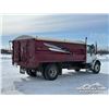 Image 3 : 2005 INTERNATIONAL 4300 S/A GRAIN TRUCK