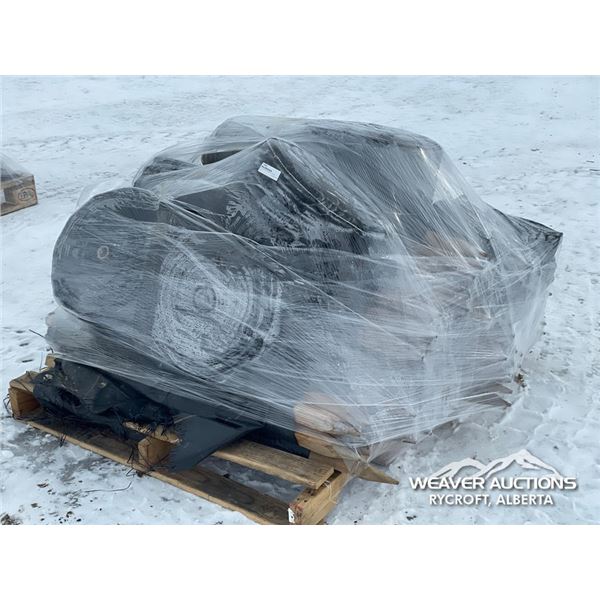 QTY OF INSULATION MATERIAL W/WOOD POSTS