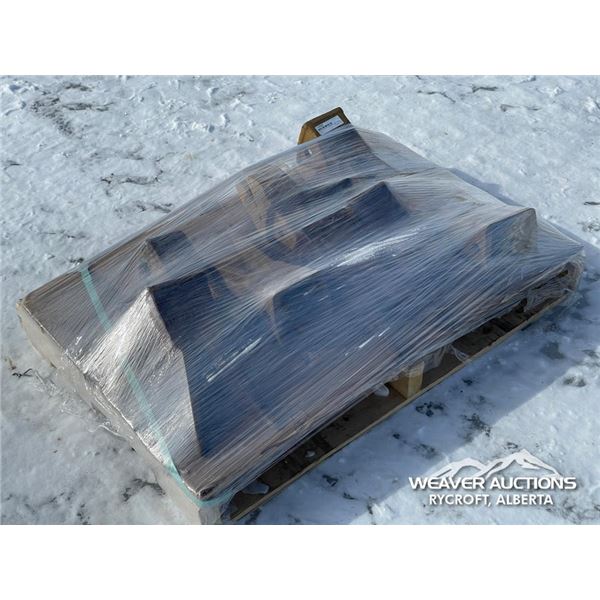 QTY OF EXCAVATOR DIGGING BUCKET TEETH