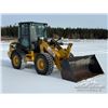 Image 3 : 2018 CAT 908M WHEEL LOADER